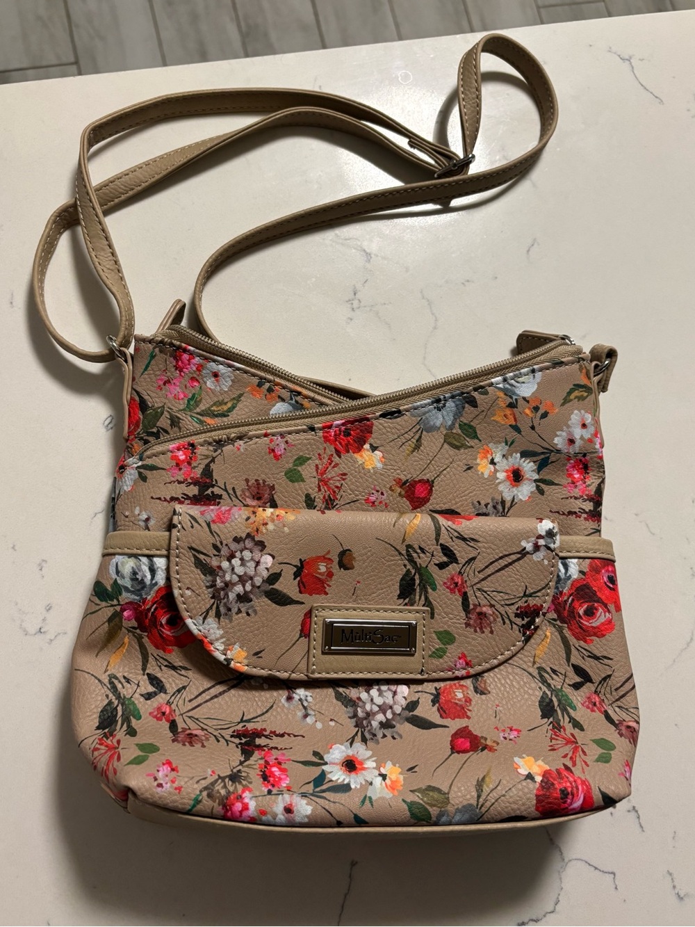 Multisac Crossbody Bag/Purse in Beige